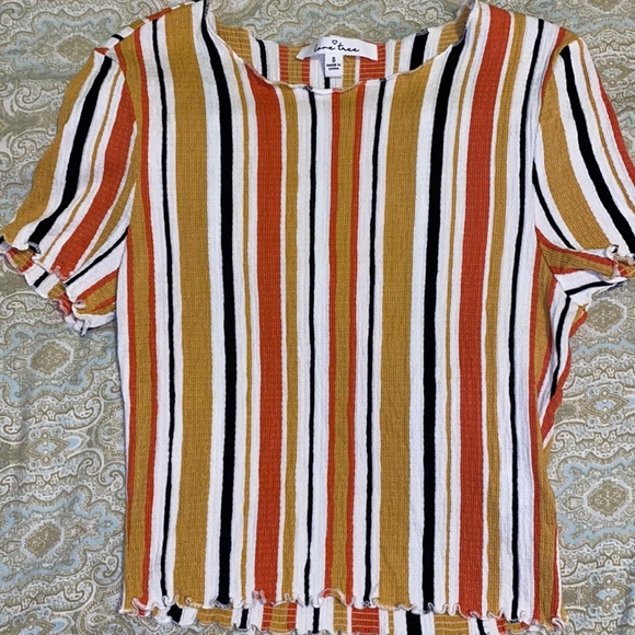 Love tree top - Picture 1 of 6